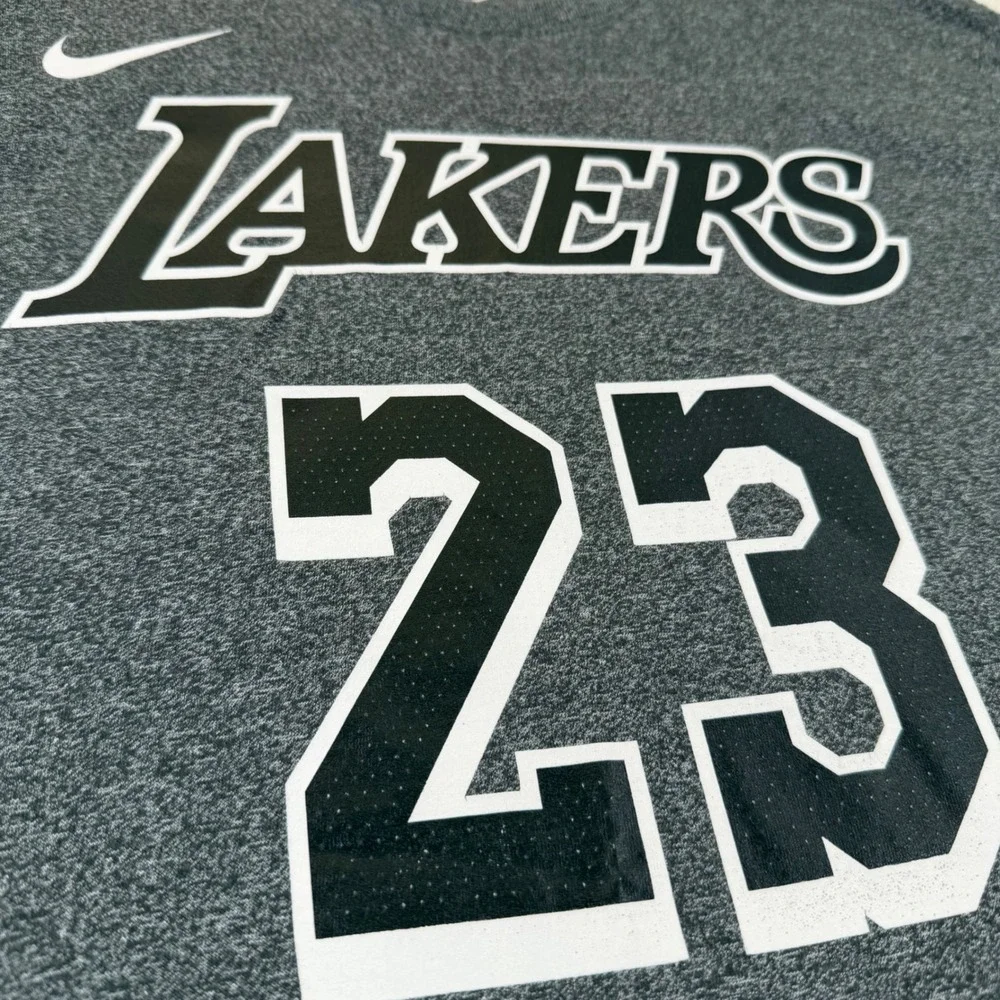 Nike Los Angeles Lakers LeBron James 23 Shirt Mens XL Grey Heather NBA Tee